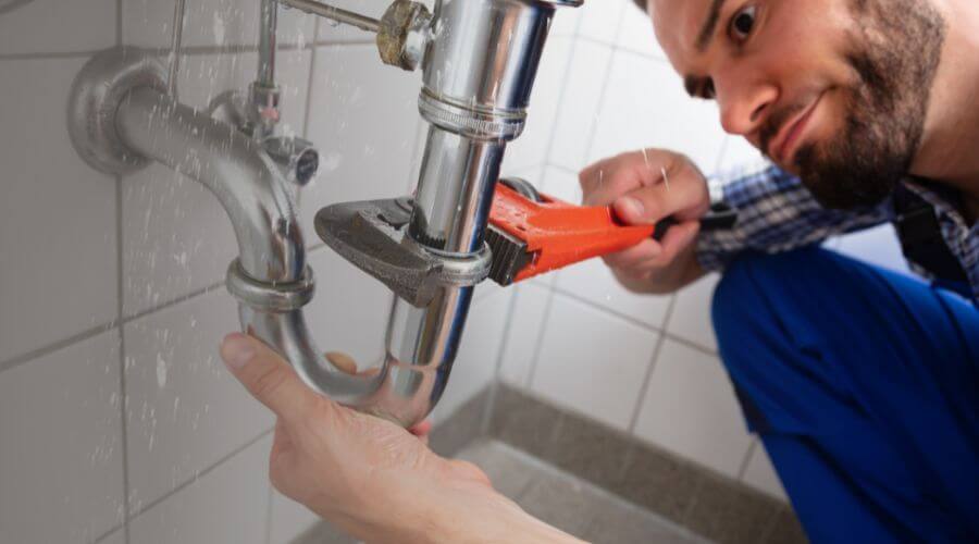 Professional same day plumber services in Kasbeer, IL